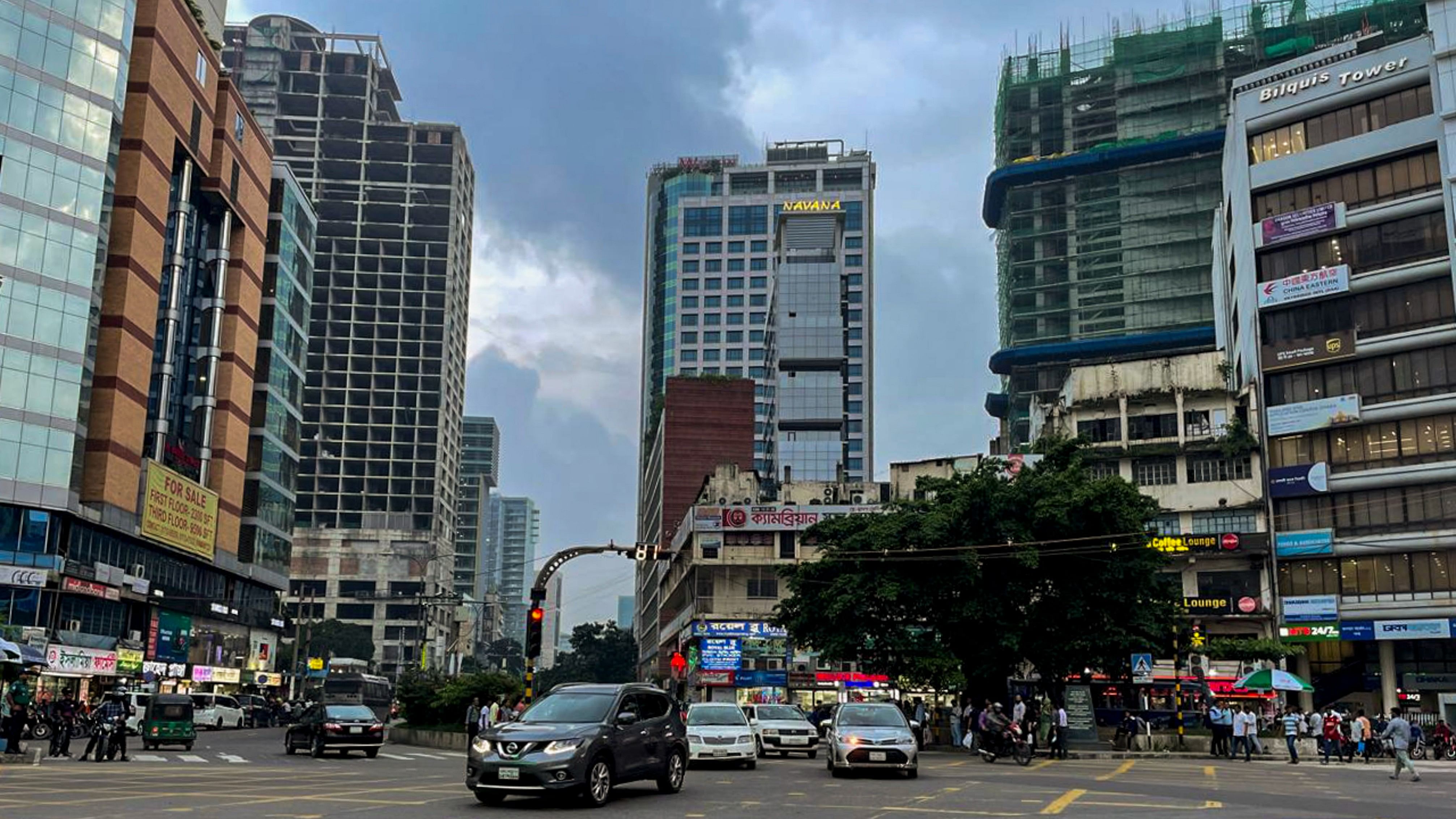 <div class="paragraphs"><p>A public square in a commercial area containing luxury hotels and other properties, in Dhaka, Bangladesh.</p></div>